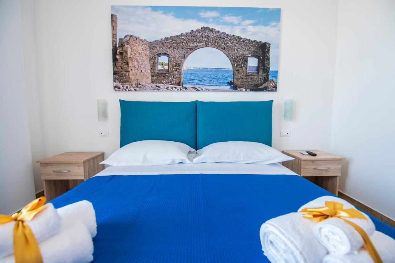 White Apartments & Spa Avola Exterior foto