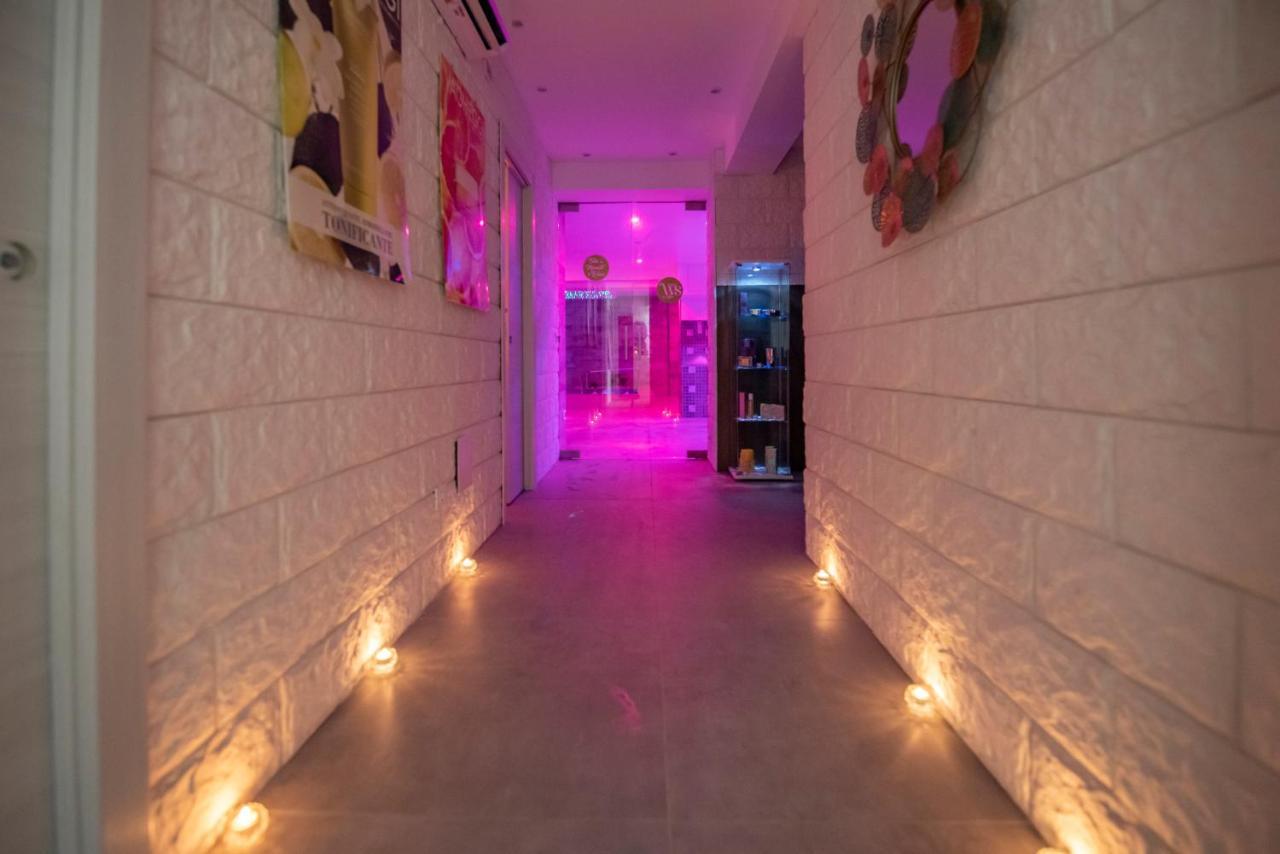 White Apartments & Spa Avola Exterior foto